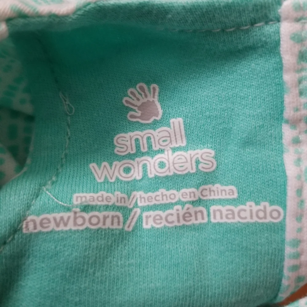 Small Wonders, Gerber, Healthtex Baby Onesies Bundle